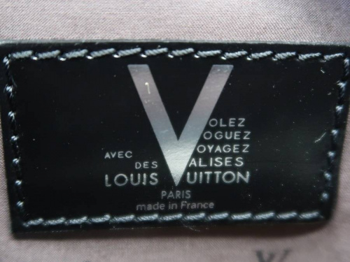 バッグのLOUIS VUITTON