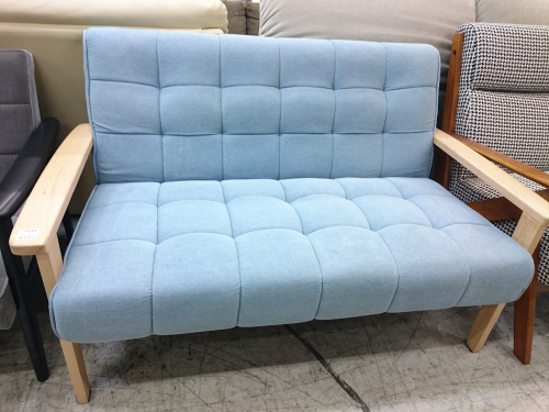 家具のソファ