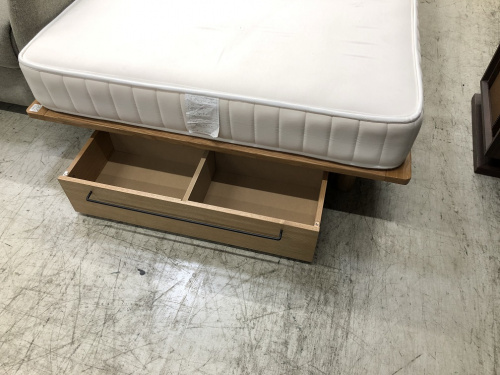 セミダブルベッドの無印良品