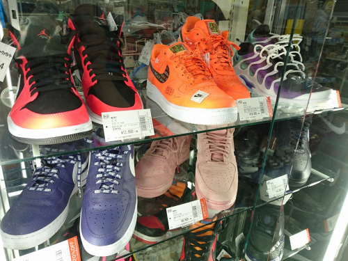 レディースファッションの古着