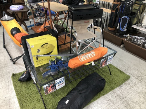キャンプ用品のスポーツ用品