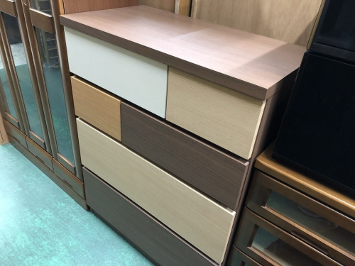 収納家具のチェスト