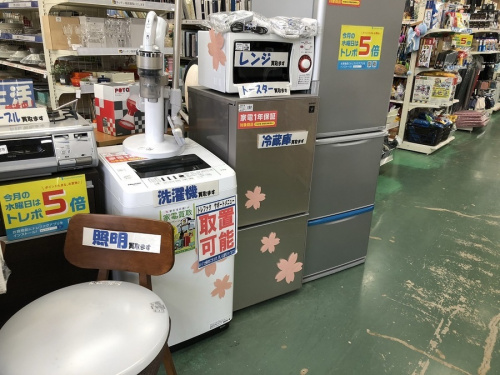 家電製品の家具