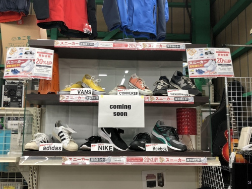 メンズファッションのスニーカー