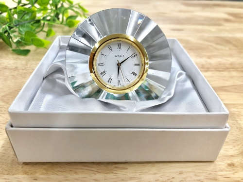 時計のクリスタルクロック