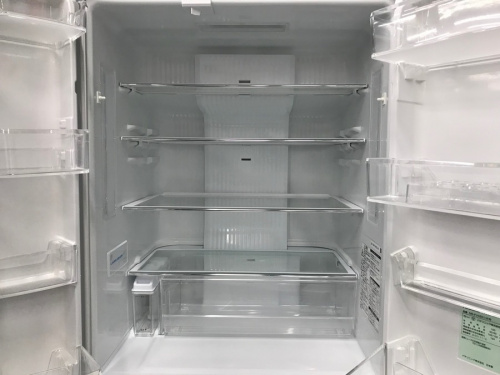 冷蔵庫の大型冷蔵庫