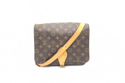 バッグのLOUIS VUITTON