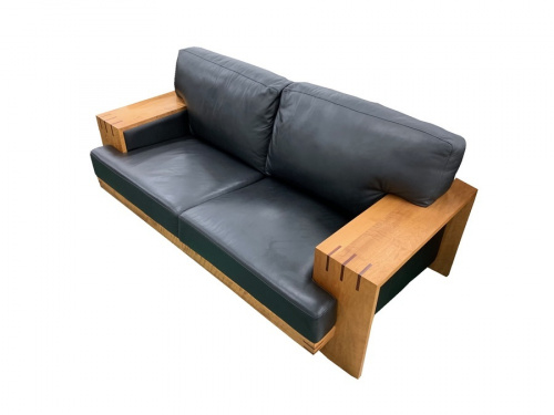 家具のソファ