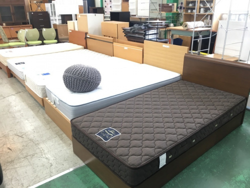 カリモク60のB-COMPANY