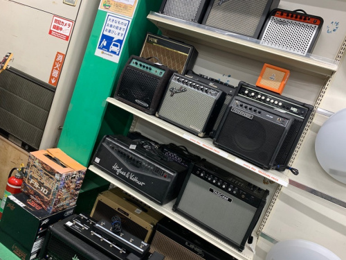 アコースティックギターのエレキギター
