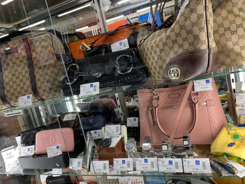 グッチ