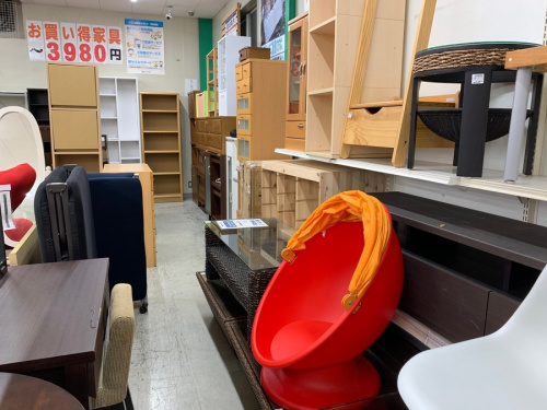 カウンターのソファ