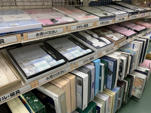 ベッドの家具