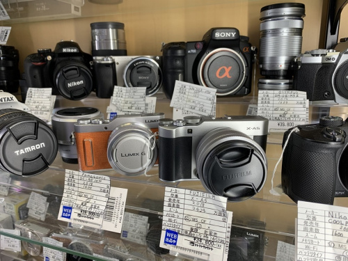デジタル家電の一眼レフカメラ
