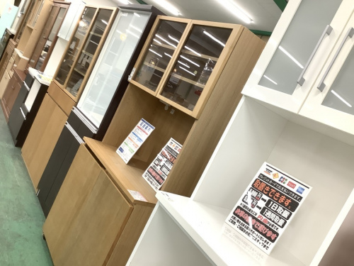 ダイニングセットのキッチンボード