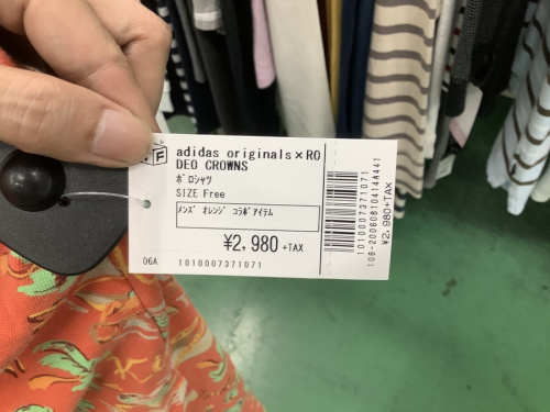 シャツのポロシャツ