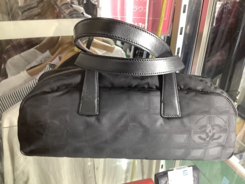 バッグのLOUIS VUITTON