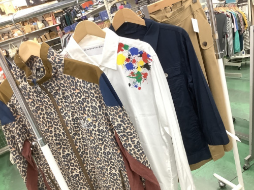 メンズファッションのシャツ