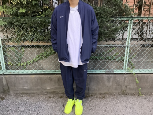 ジャケットのNIKE
