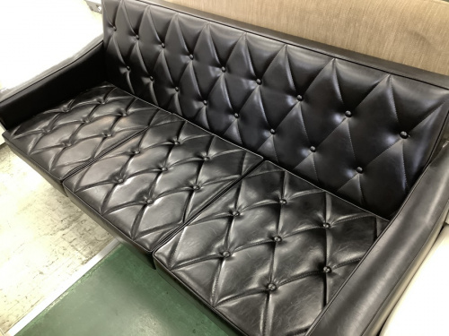 家具のソファ