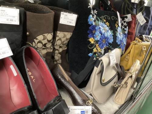 ブランド・ラグジュアリーの財布