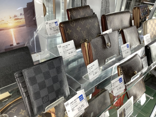 ブランド・ラグジュアリーのLOUIS VUITTON