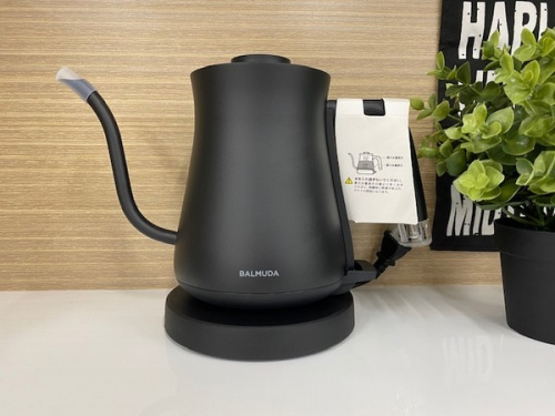 テーブルのカリモク60