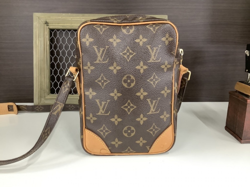ルイヴィトン　ショルダーバッグ　中古のショルダーバッグ