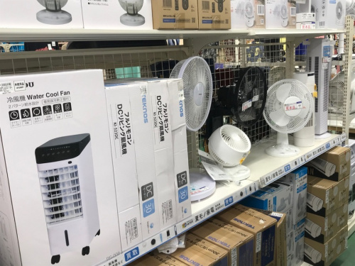 夏家電の扇風機