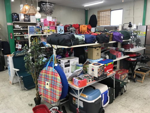キャンプ用品のバーベキュー