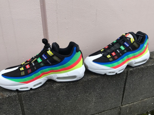 スニーカーのNIKE