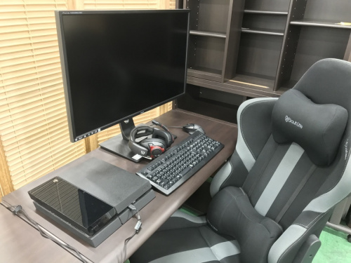 ゲーミングチェアのBauhutte