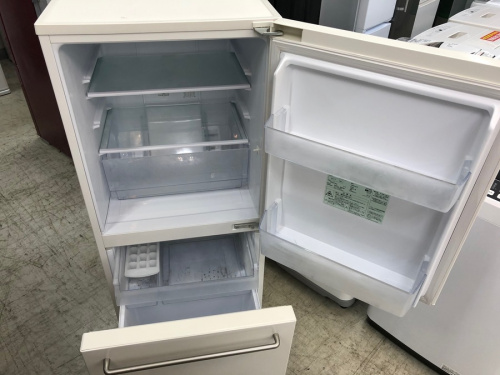 冷蔵庫の2ドア冷蔵庫