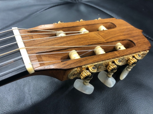 クラシックギターのOtto Vowinkel Luthier Amsterda