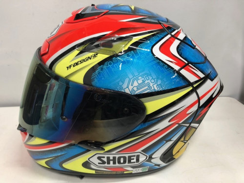 ストリートスポーツのヘルメット