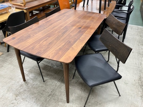 家具のダイニングセット