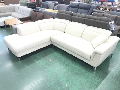 家具のソファ