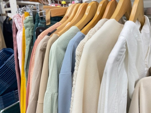 レディースファッションのワンピース