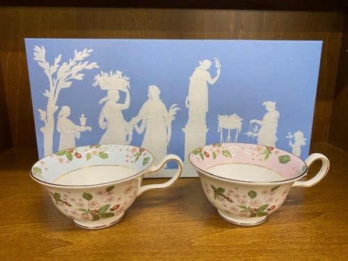 洋食器のWEDGWOOD