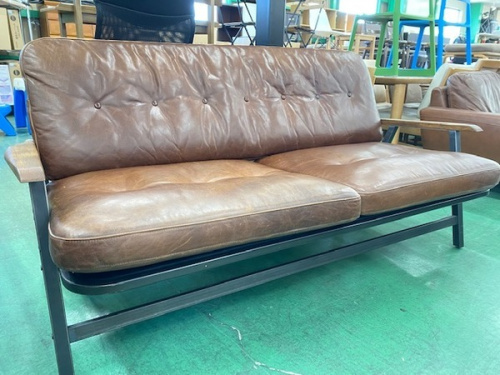 家具のソファ