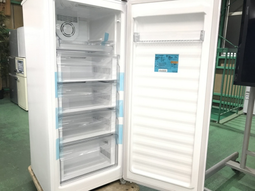 冷蔵庫の1ドア冷凍庫