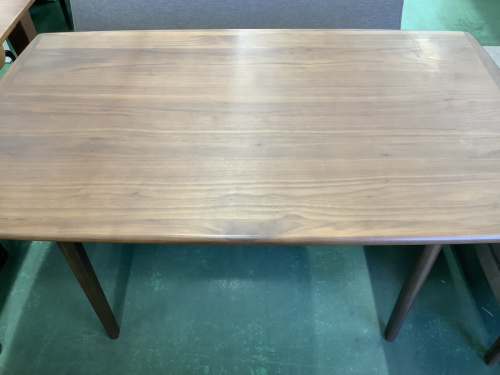 ダイニングセットのUNICO