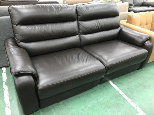 家具のソファ