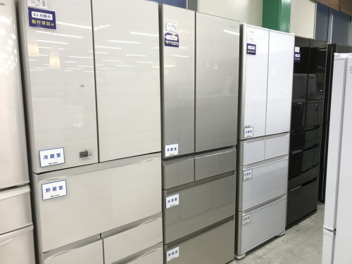 生活家電の6ドア冷蔵庫