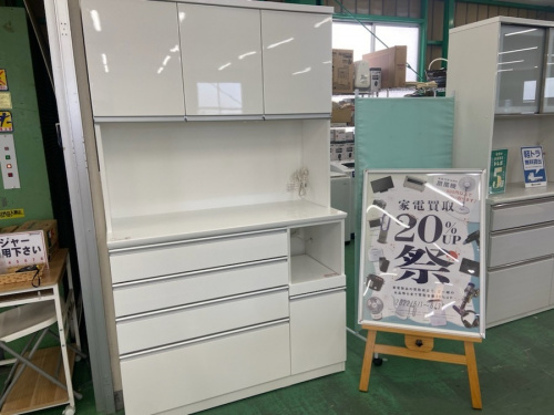 家具のニトリ
