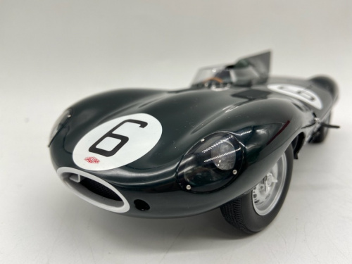 ミニカーのAUTOart