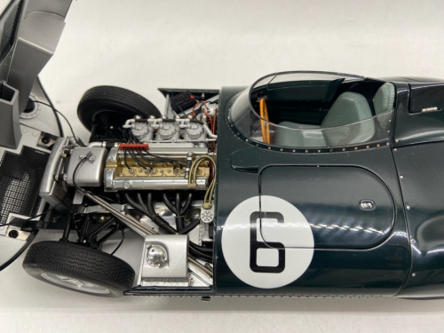 AUTOartのJAGUAR