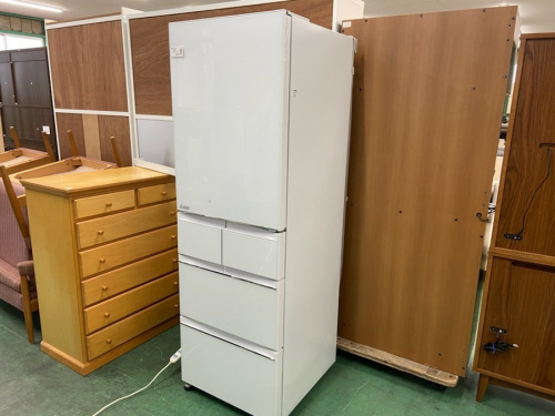 生活家電の5ドア冷蔵庫