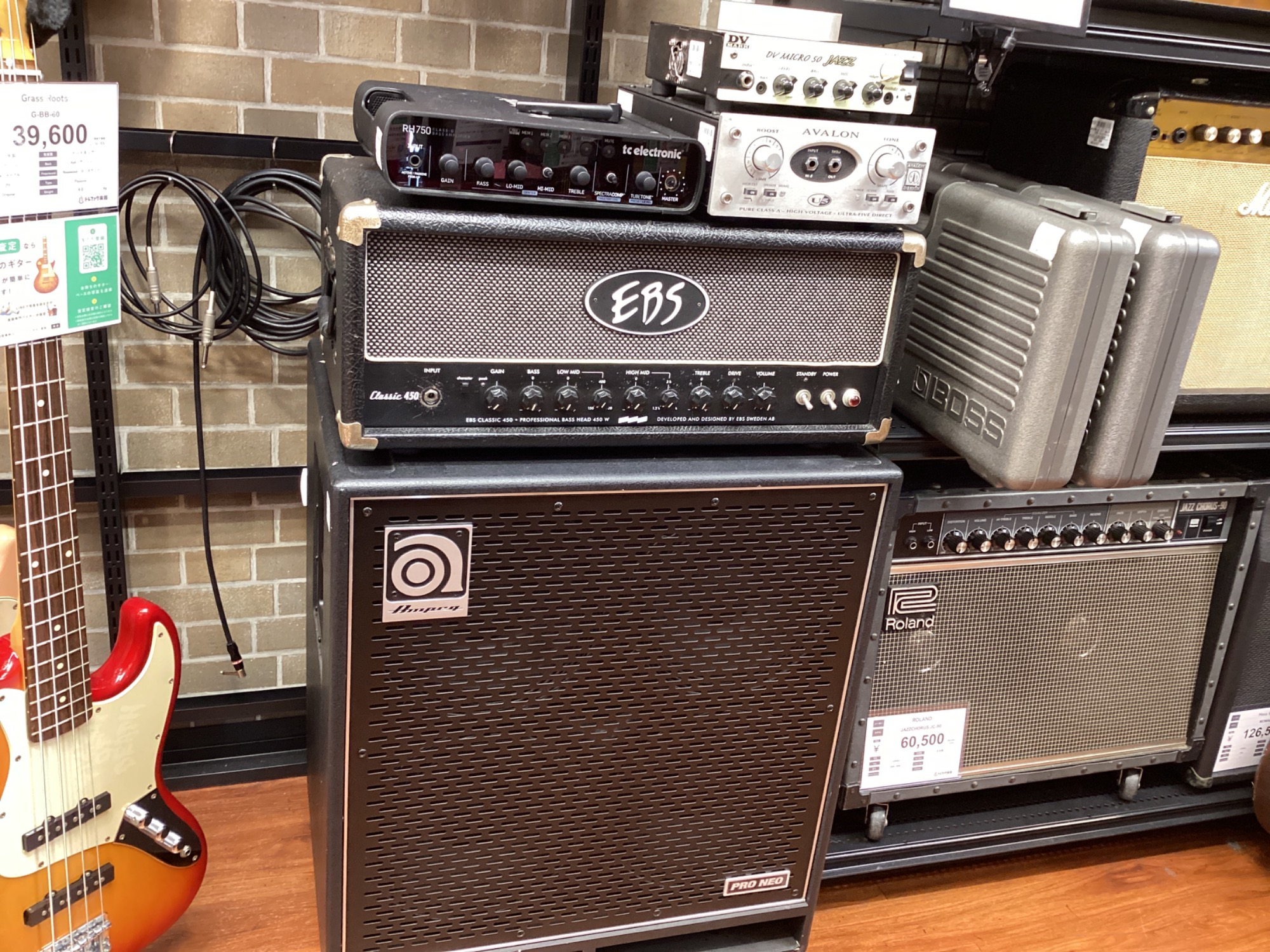 レアブランドの5弦ベース！】AV Basses AVJ5 Burgundy 2018年製 をご