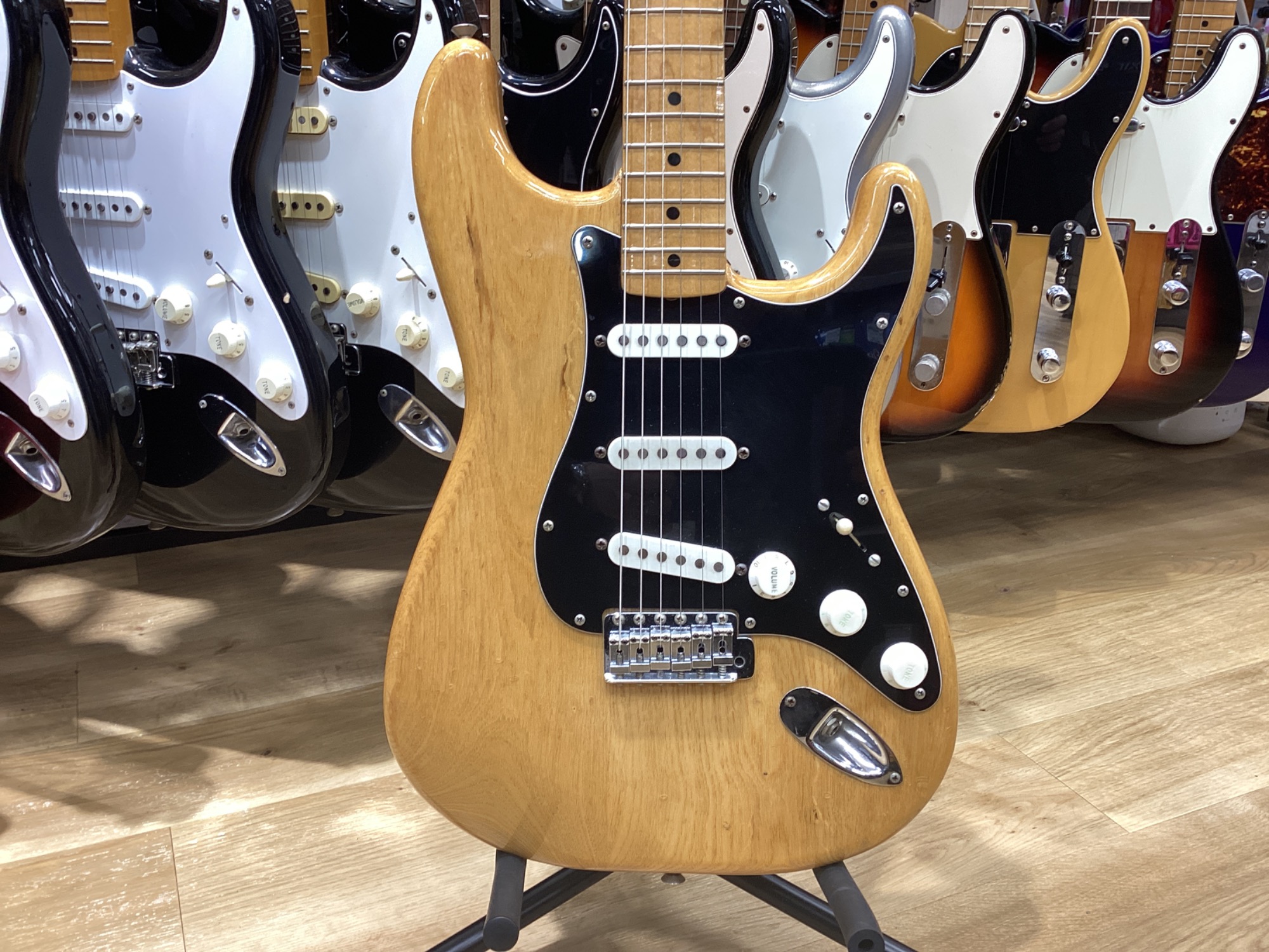 Vintage Fender】1976年製 Stratocaster 70'sストラトキャスターのご